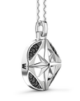 Collana Zancan con Rosa dei Venti in argento e pietre nere.