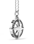 Collana Zancan in argento, pendente a rosa dei venti con pietre nera.