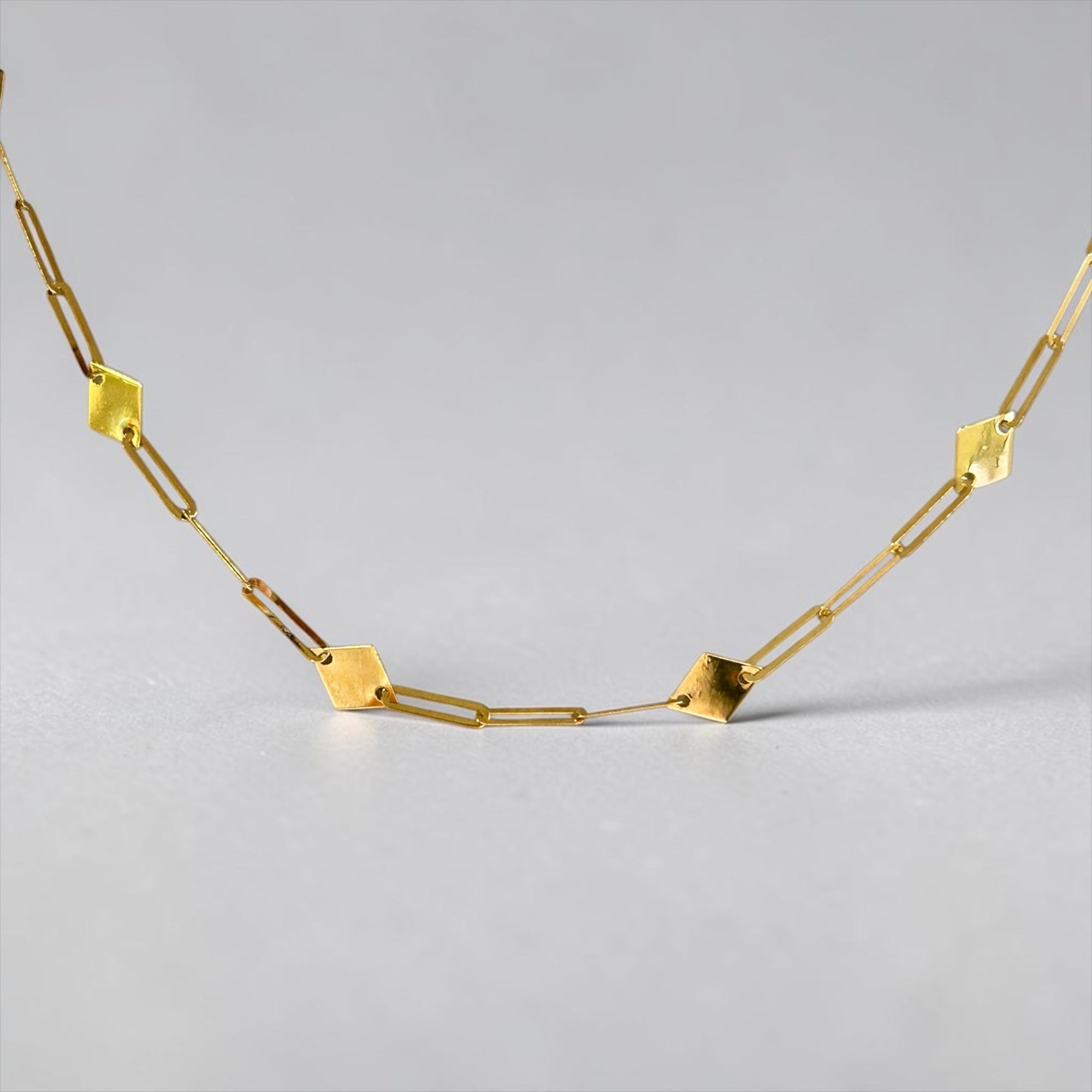 Collana Velia