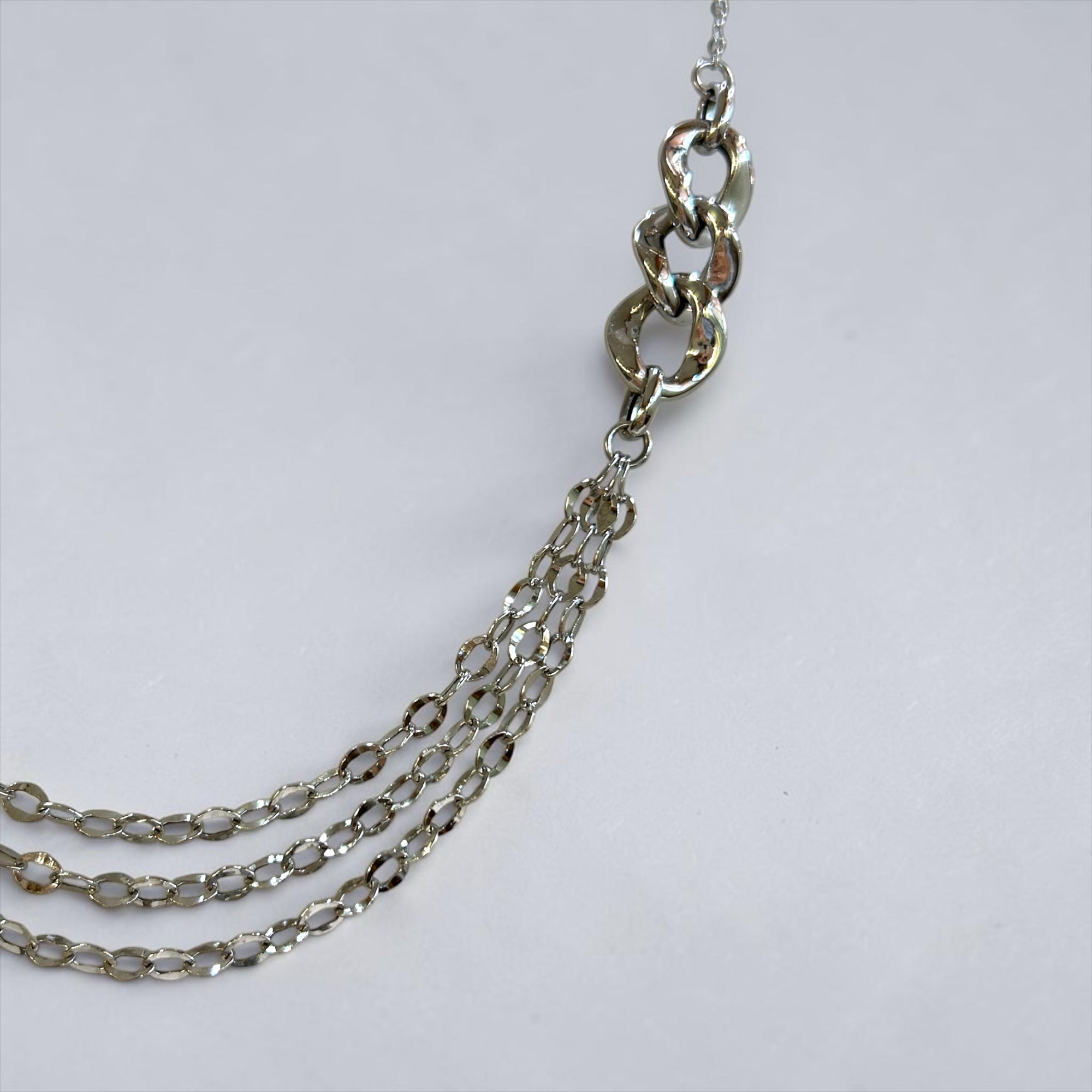 Collana Thea