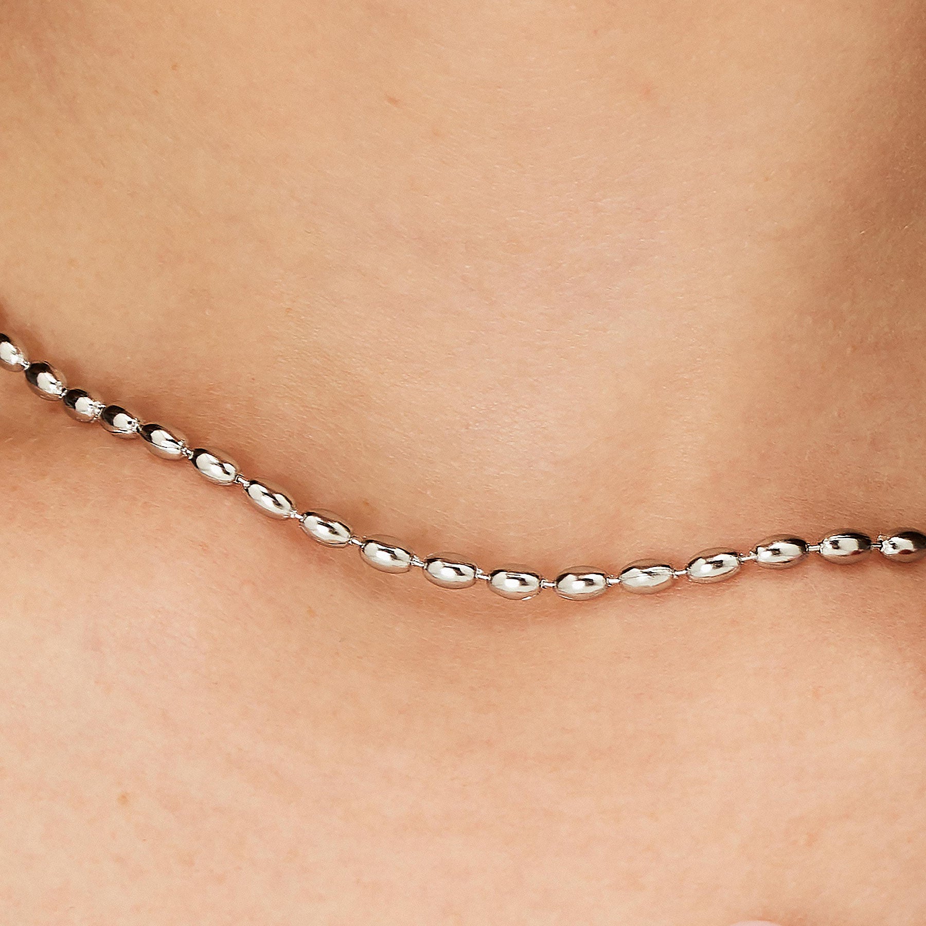 Collana Essential Bianca 440mm