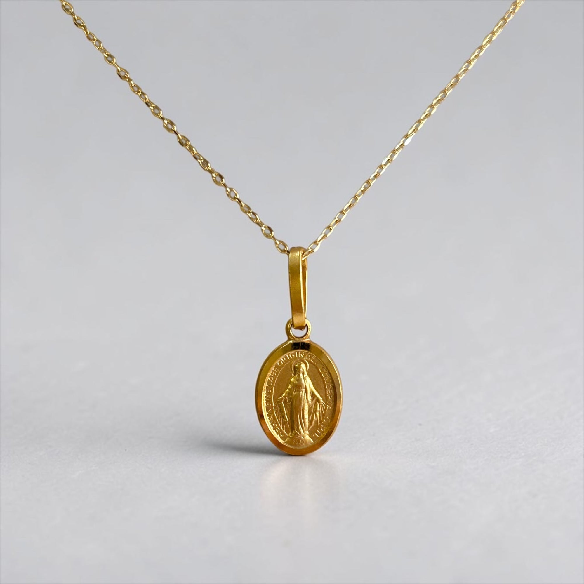 Collana Fede