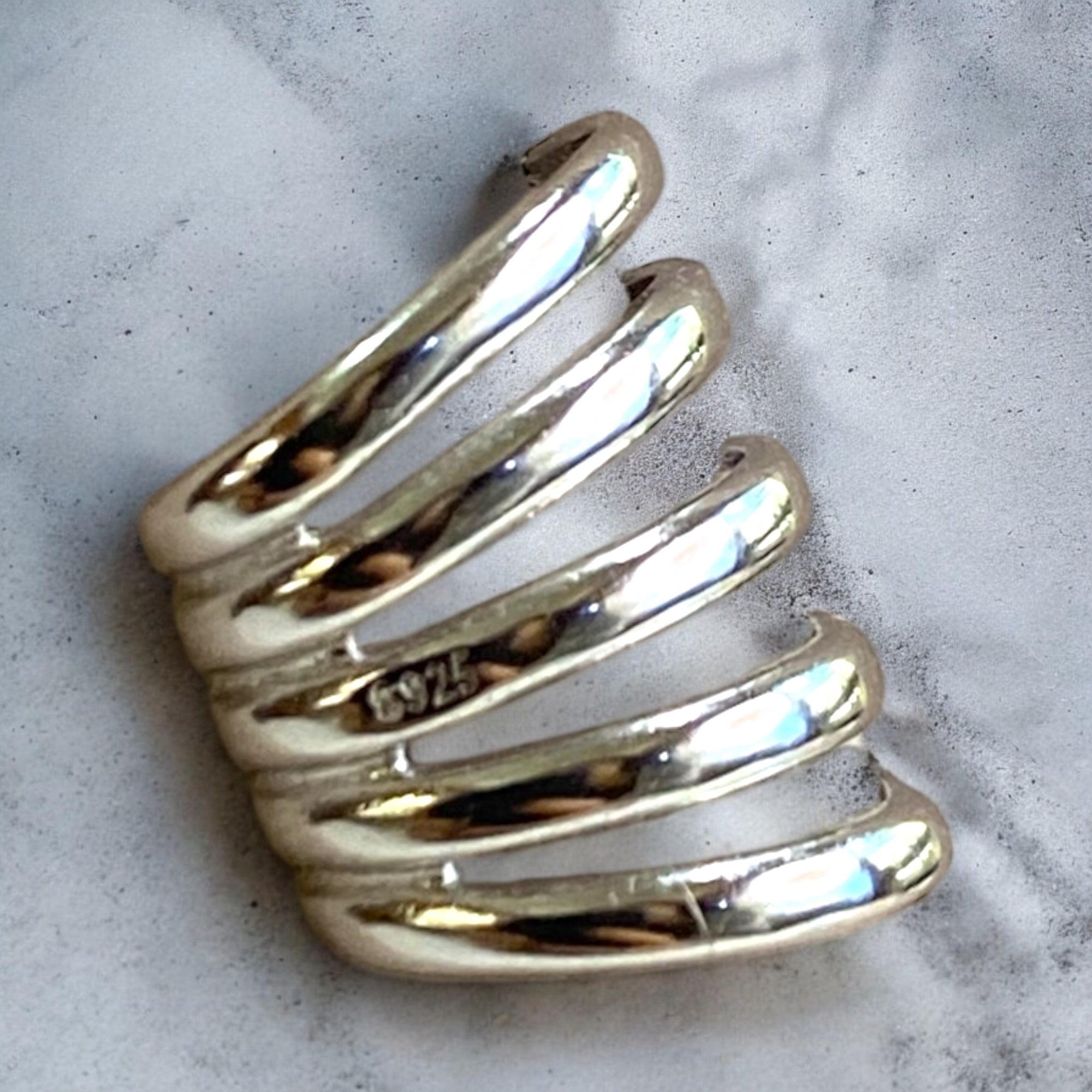 Ear-cuff Electra