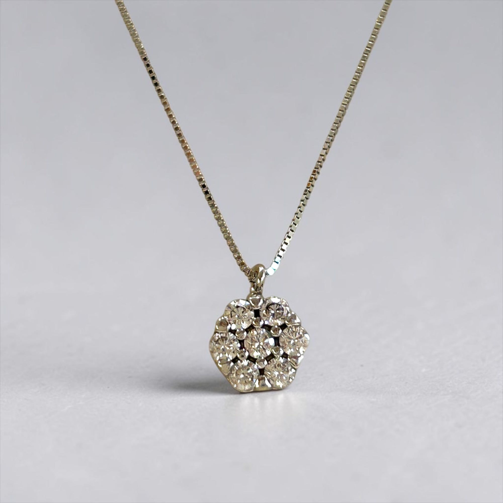Collana Magic White