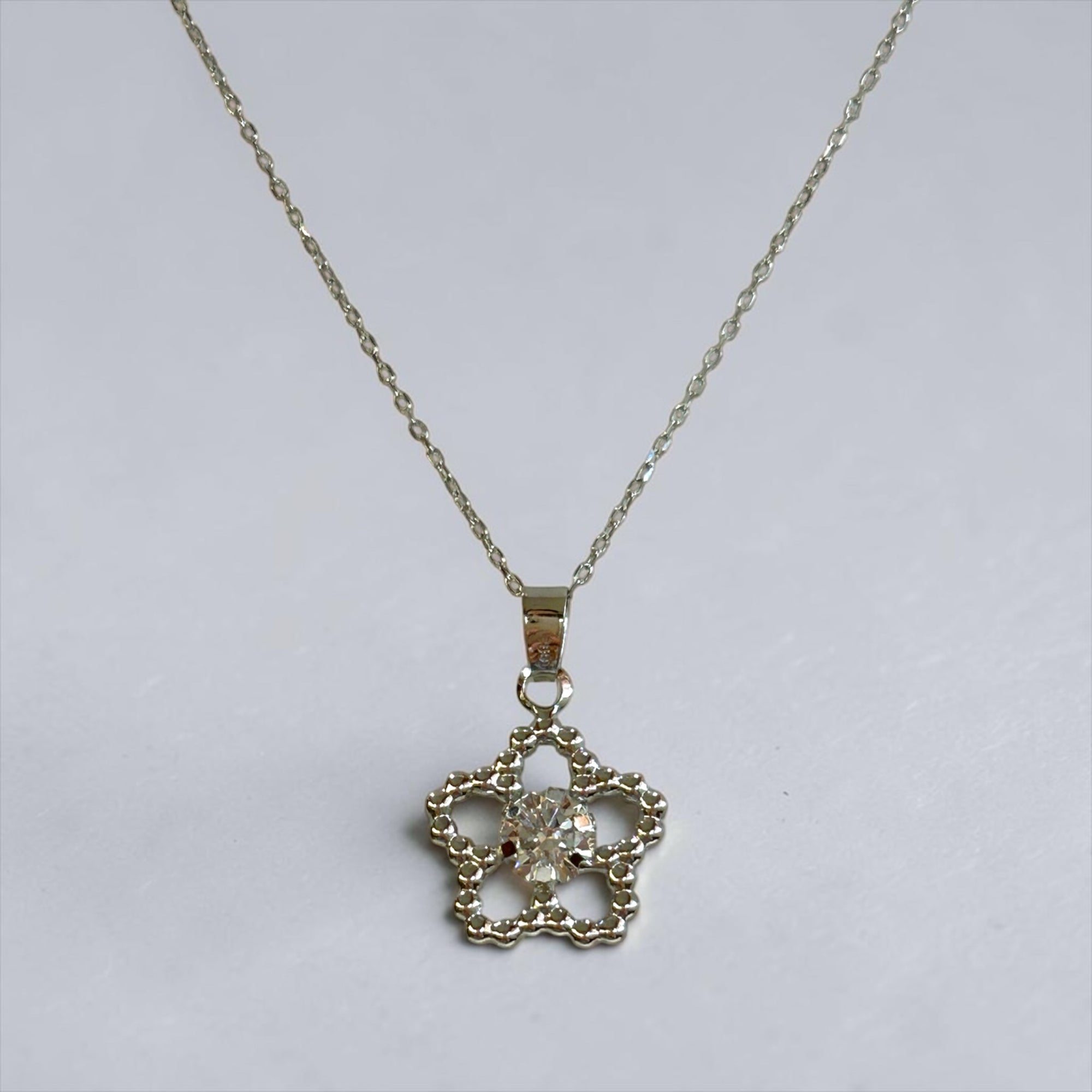 Collana Fiorè